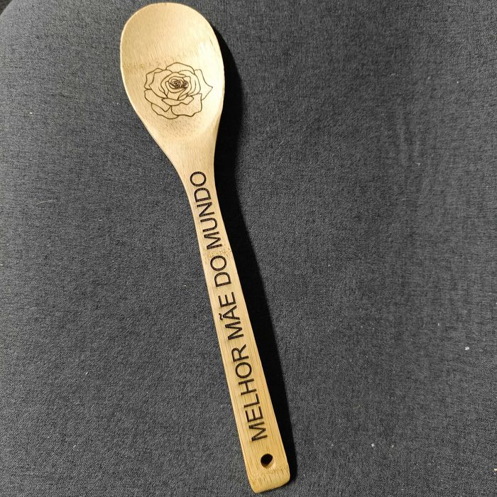 Colher de bambu personalizada