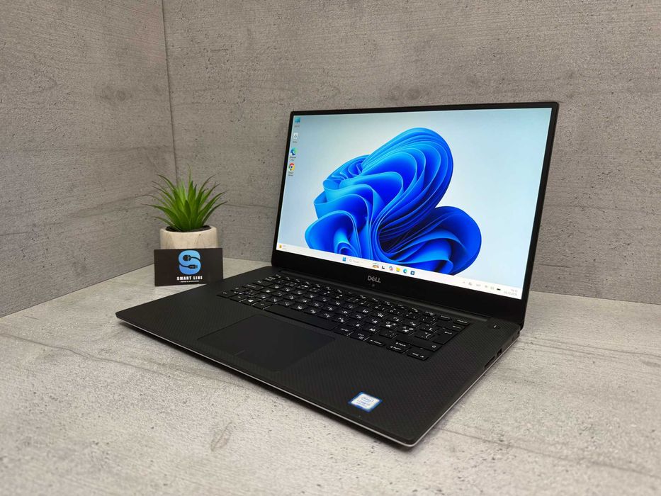 Стильний ноутбук Dell Precision 5530/i7-8850H/Quadro/15.6"/16gb ddr4