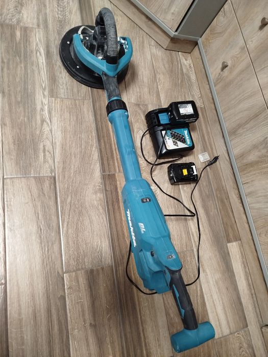 Szlifierka żyrafa do gipsu Makita DSL 801