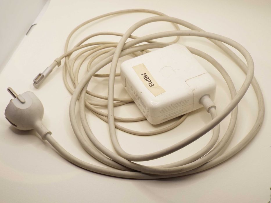 MacBook Pro 13" 2010 Core 2 Duo 2.4GHz 4GB HDD 500GB High Sierra