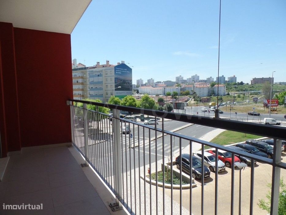 Apartamento T2+ Varanda ampla + Garagem