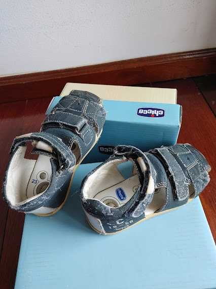 Sandálias da chicco de menino