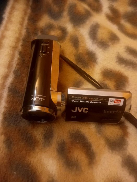 Продам jvc everio