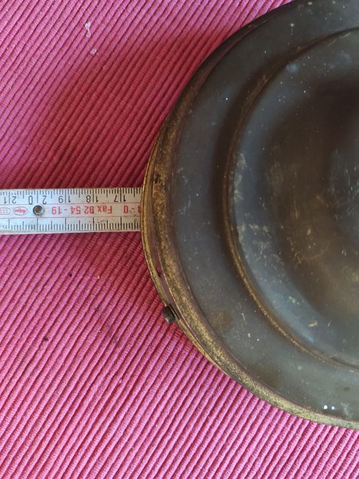 Element starej lampy , mosiądz.