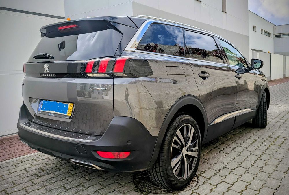 Peugeot 5008 1.5 BlueHDi GT Line | 7 Lugares | Teto Panorâmico | Nac.