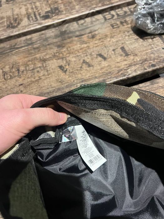 Бананка поясна eastpak камуфляж камо истпак істпак естпак сумка