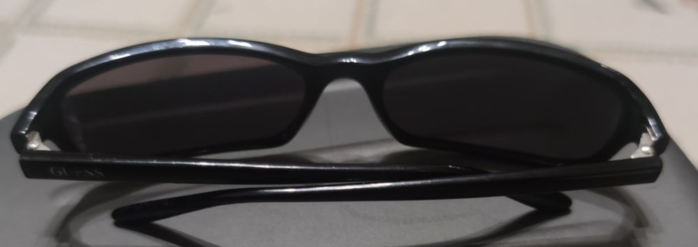 Oculos de sol guess