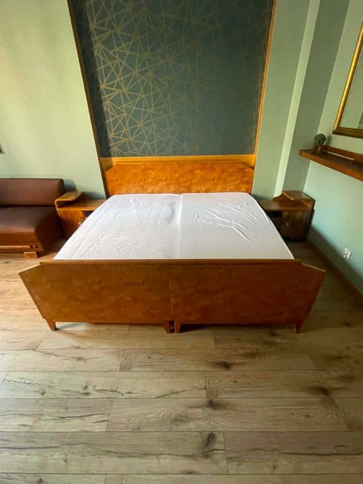 łóżko duże, art deco, dwa materace