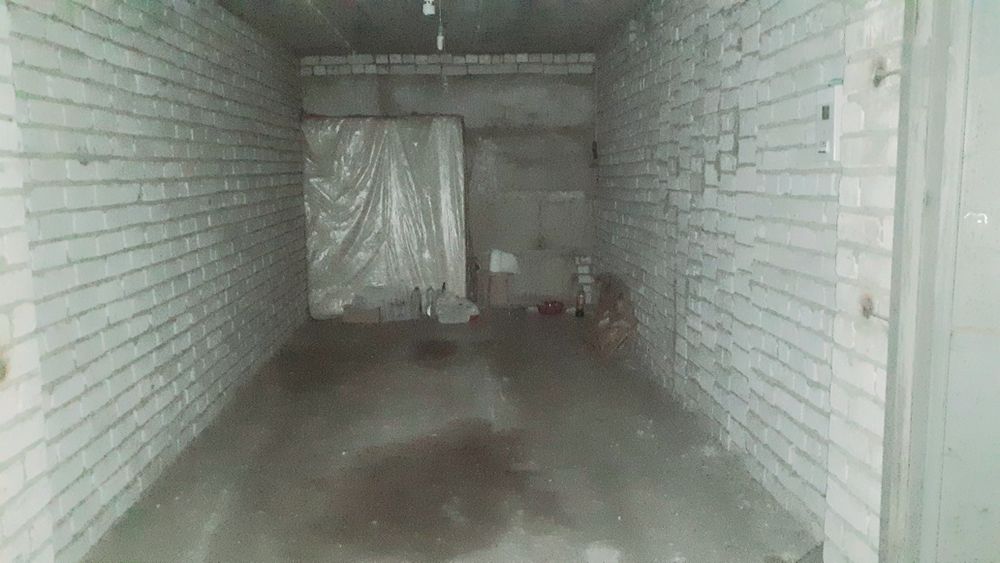 Продам гараж на Академика Павлова напротив магазина  "континент"