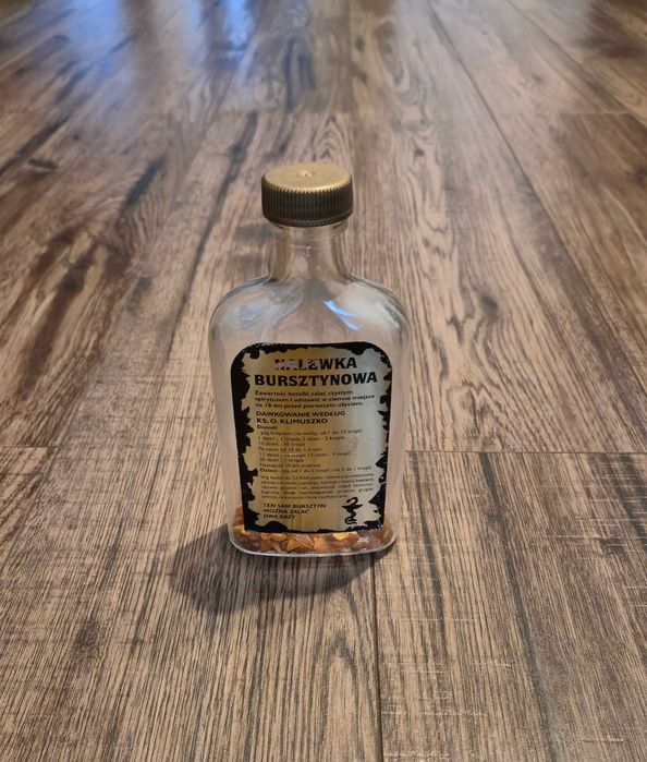 Sprzedam bursztyny w buteleczce na nalewkę