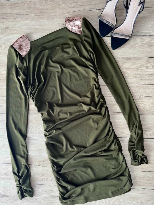 Sukienka khaki długi rękaw cekiny elegancka casualowa Butik XS/34