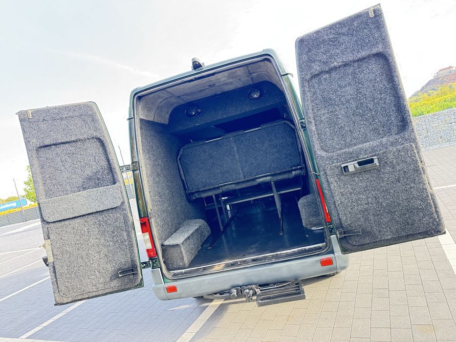 Mercedes-Benz Sprinter 2000