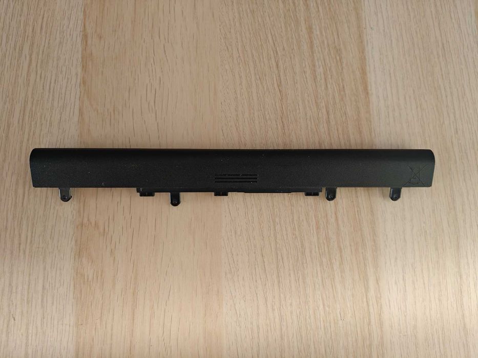 Acer Aspire V5-571 części - matryca bateria zawiasy nagrywarka inne