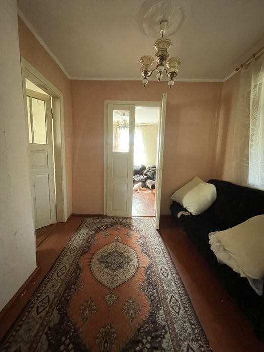 Будинок з великою земельною ділянкою(!)