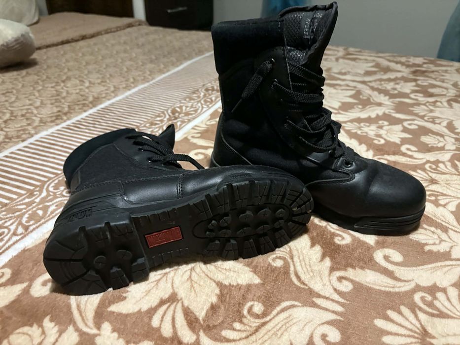 Vendo botas magnum