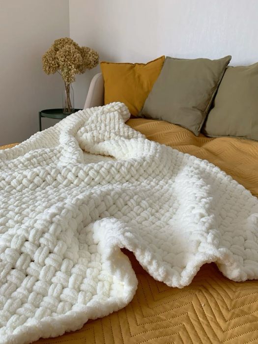 Плюшеві пледики різних кольрів