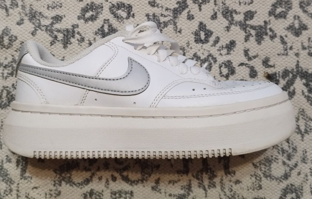 Кросівки 36 розмір