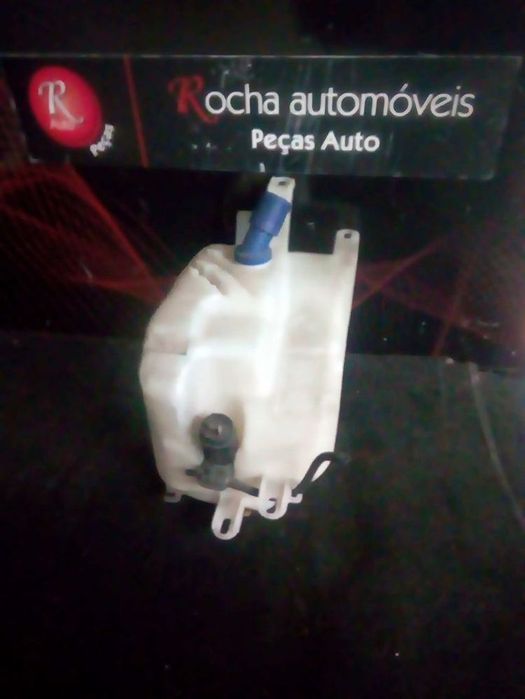 Reservatorio Da Agua Do Esguicho Alfa Romeo 147 (937_)