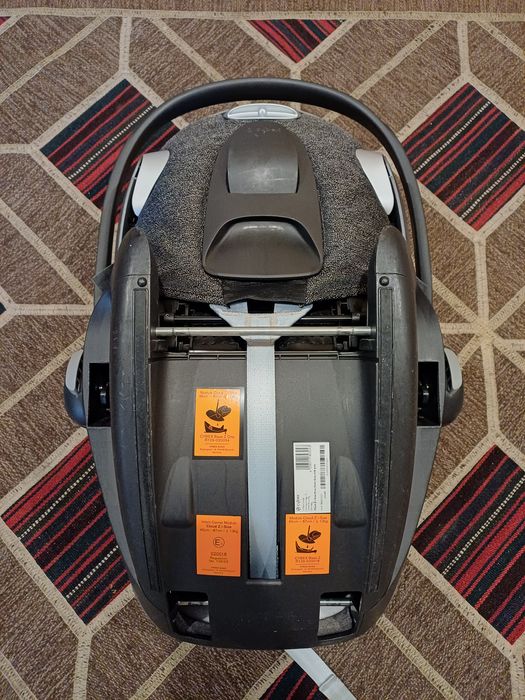 Cybex Cloud  Z + Base Isofix 360
