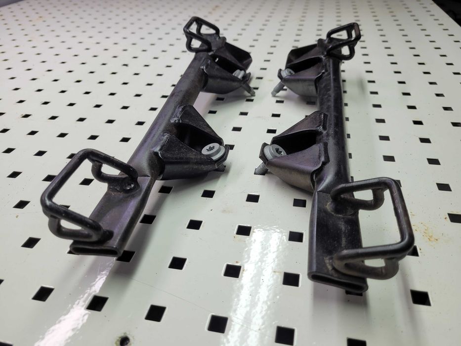 Mocowanie Isofix Audi OE A4 B6 B7 A6 C6 Seat Exeo Lewy + Prawy 8E0.813545B 8E0.813546B komplet śrubki