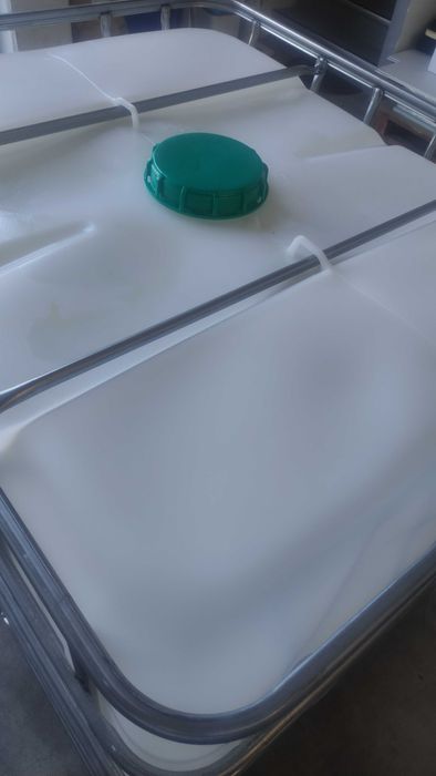 Depósito IBC praticamente NOVOS