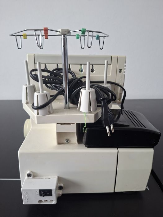 Owerlok PFAFF hobbylock 4760