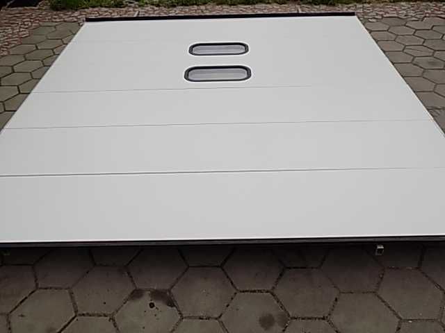 Brama garażowa segmentowa panelowa 353x375cm
