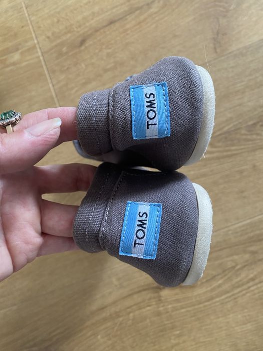 Toms tenisówki 41/42