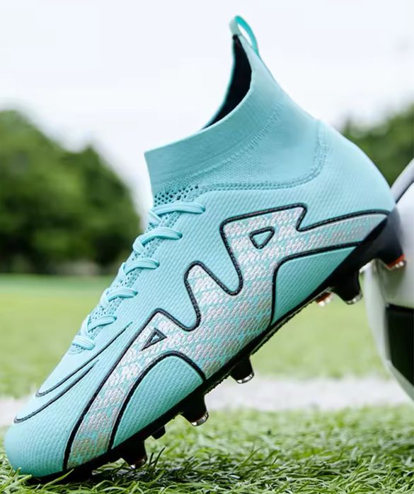 Korki lanki skarpeta buty piłkarskie futbolówki obuwie sportowe