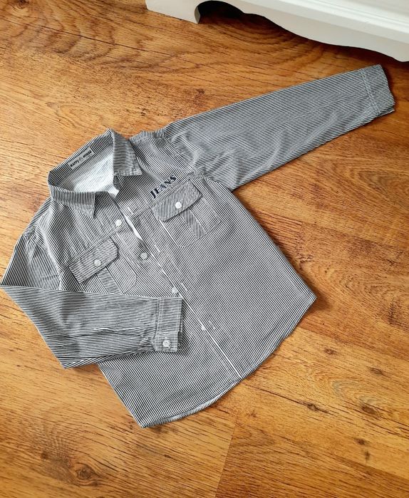 Koszula chłopięca w paski 128/134