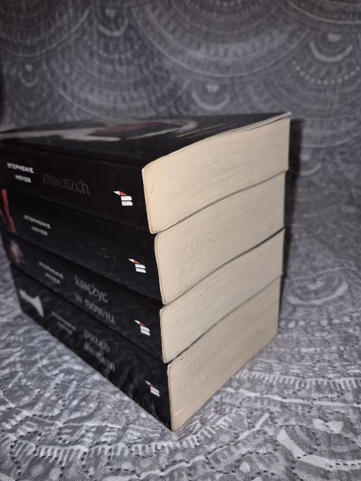 Saga Zmierzch 4 tomy