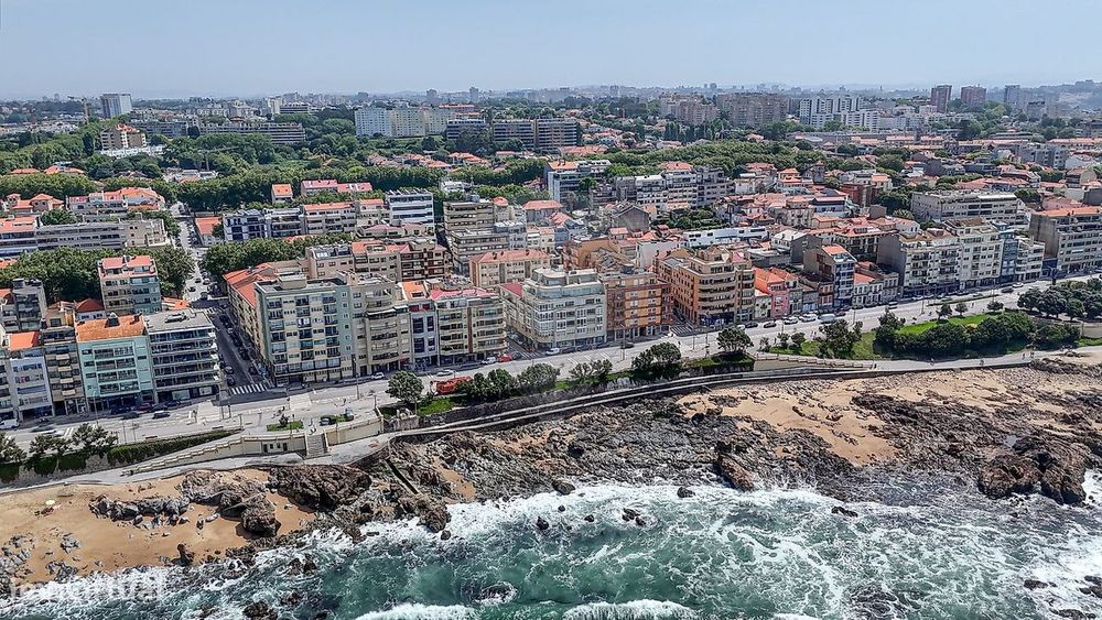 Apartamento T4 para arrendamento