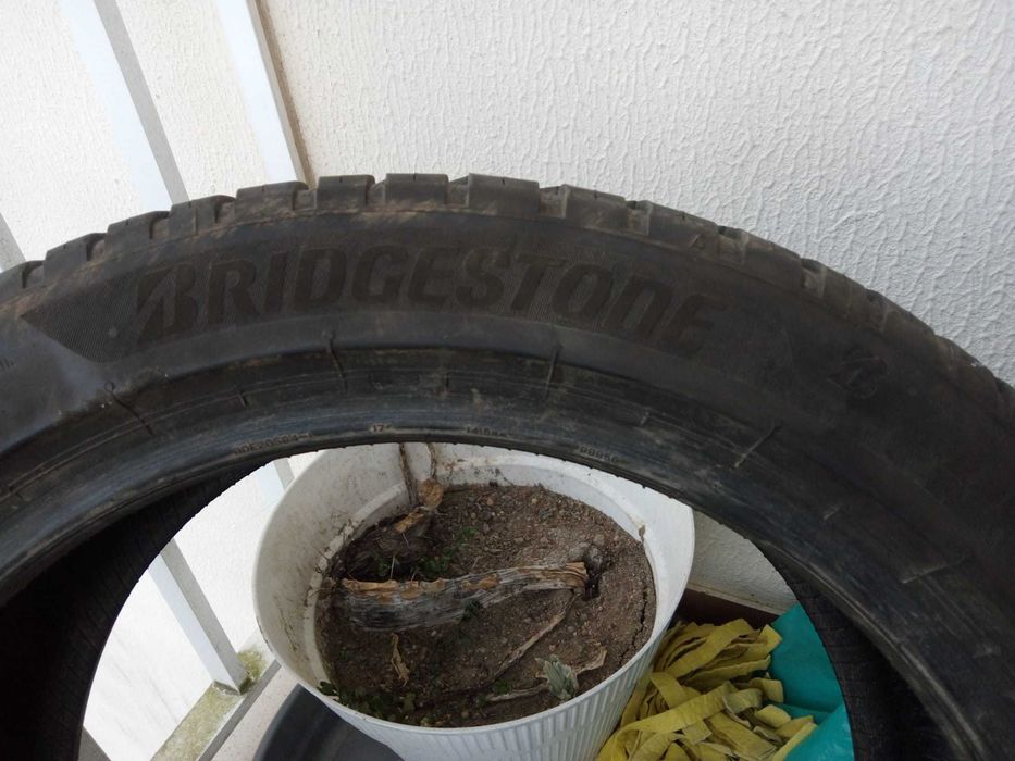Pneu Bridgestone 225/45/17