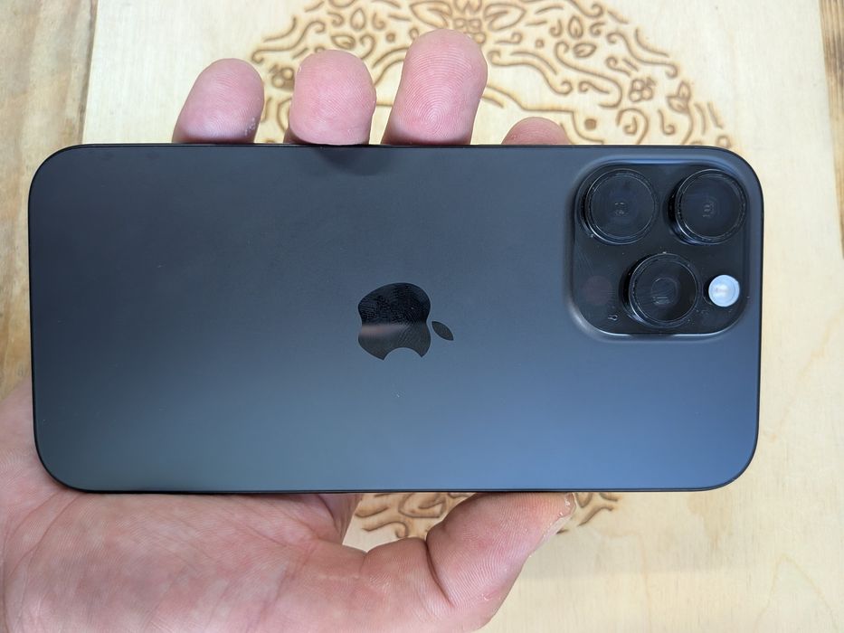 iPhone 16 pro max 256 gb Black Titanium Neverlock