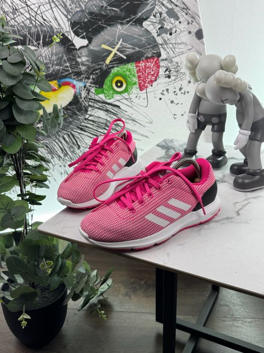 Кросівки Adidas Cosmic 38 розмір Е7100