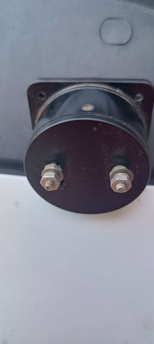 Вольтметр стрілочний