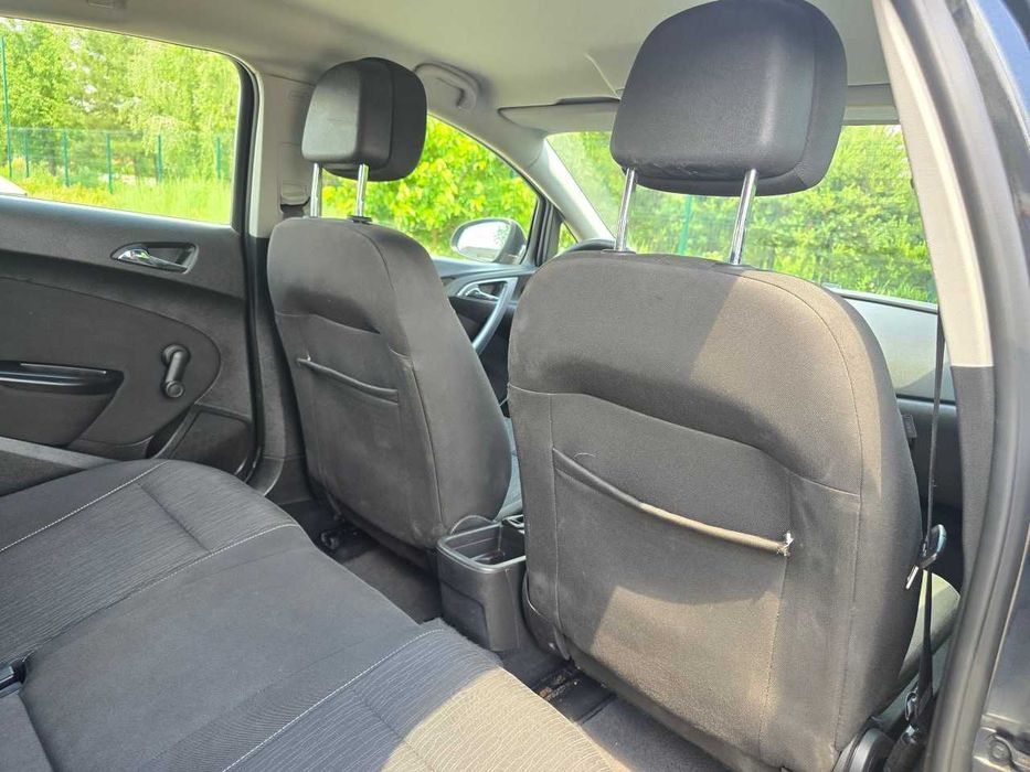 Продам  Opel Astra 2013. Можна в розстрочку, під викуп.