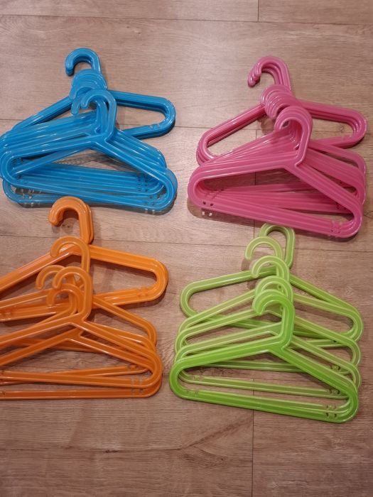 Ikea Bagis wieszak 35 sztuk kolorowe dziecięce