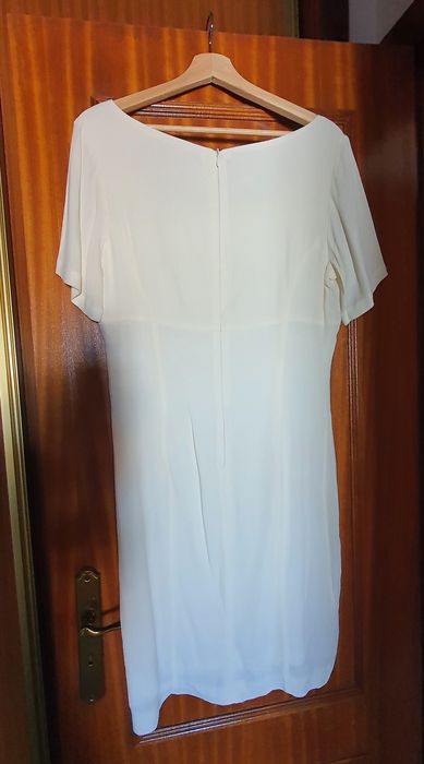 Vestido com bordado L