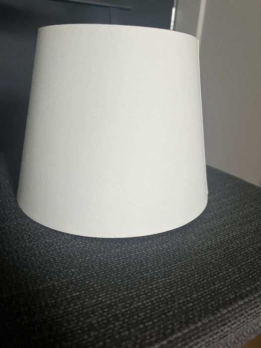 Klosz bialy Ikea