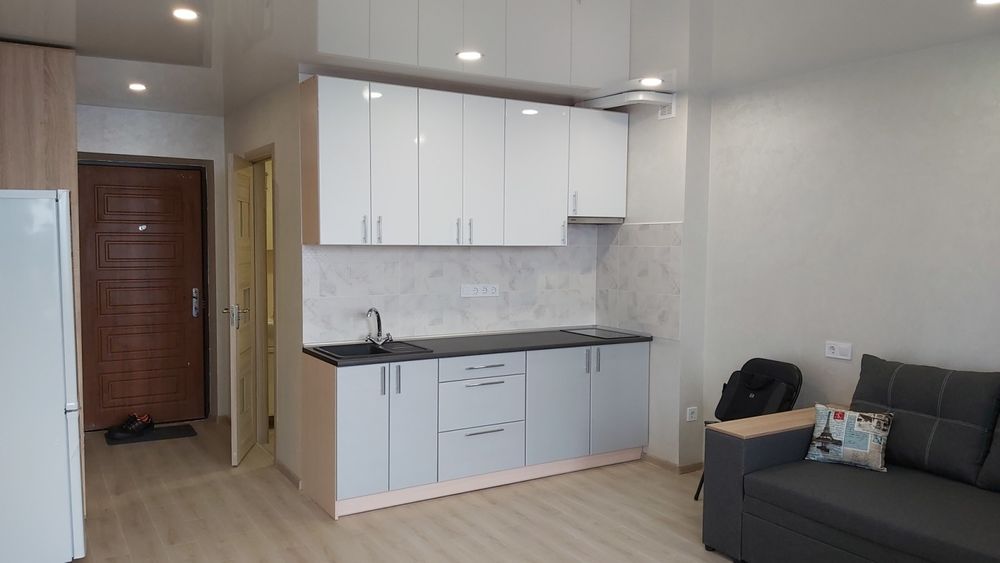 Здається нова студія м.Теремки пішки