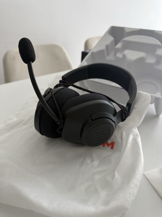 Headphones JBL Quantum como novos