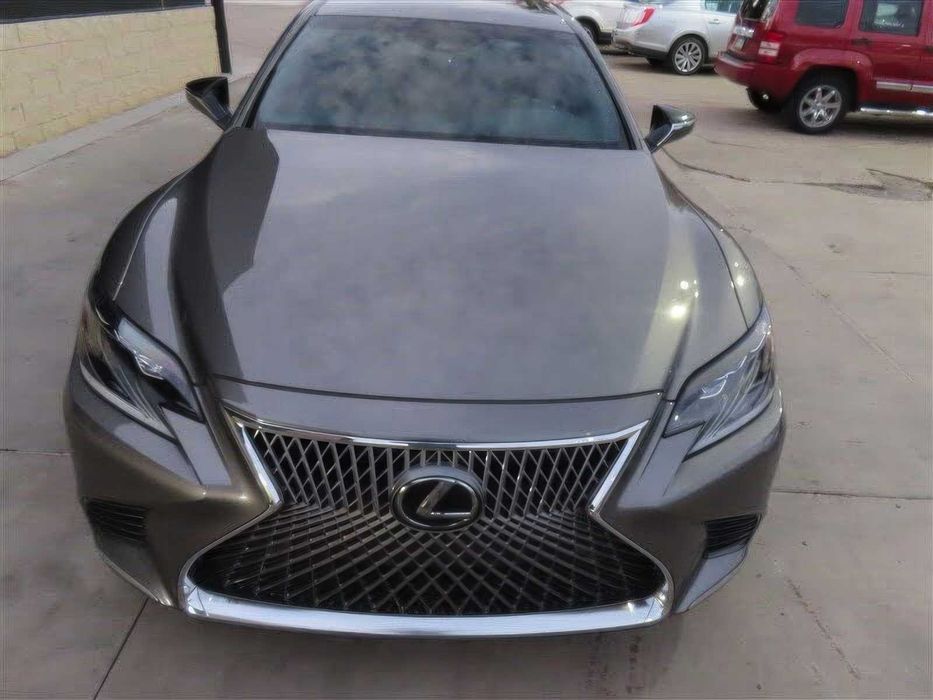 Lexus LS 500 F Sport      2019