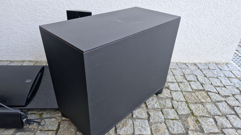 Sistema surround sony com fio e leitor blu ray