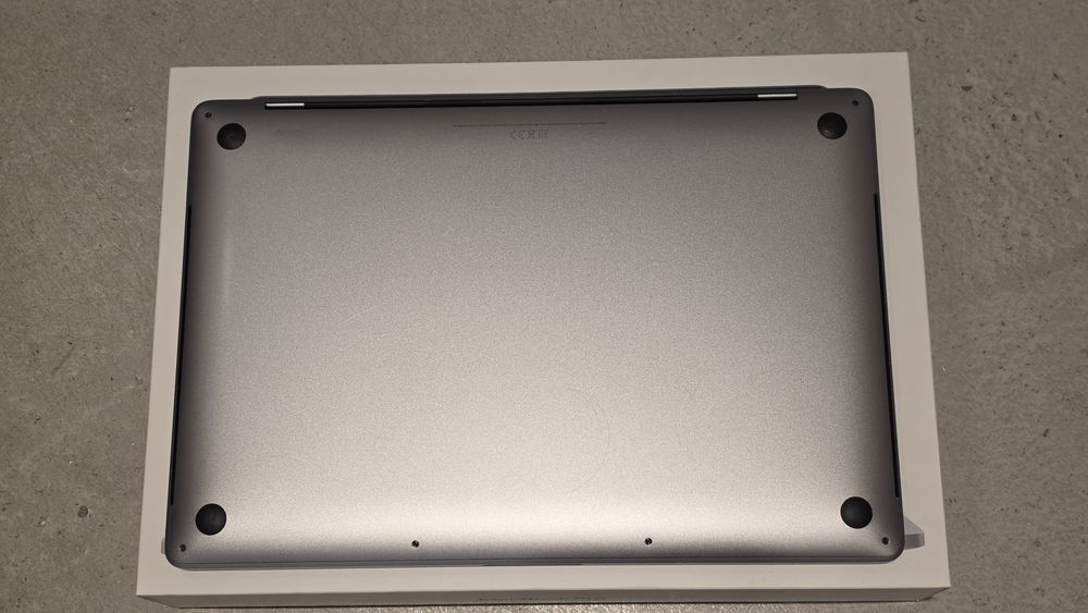 Laptop MacBook Pro 16 i9 2,3GHz 16GB 1TB SSD kupiony w Polsce Dokument