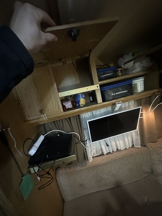 Кемпер кемпінг будинок на колесах автодім