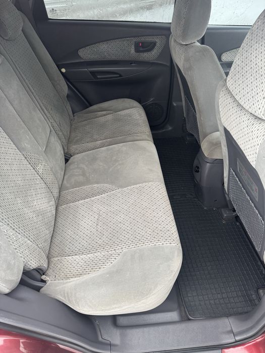 Туксон 2 літра дизель повністю на ходу.