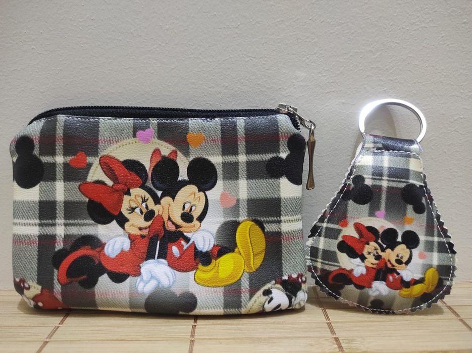 Conjuntos de porta-moedas e porta-chaves