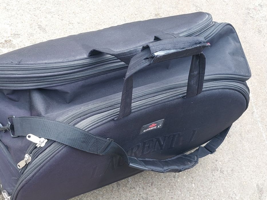 Torba podróżna na kółkach z wysuwaną rączką i paskiem na ramię