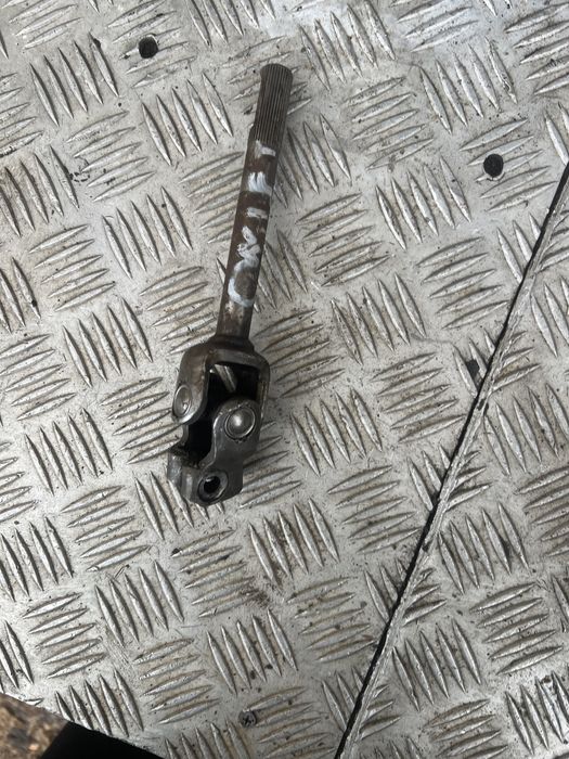 Рулевой карданчик сузуки свифт suzuki swift